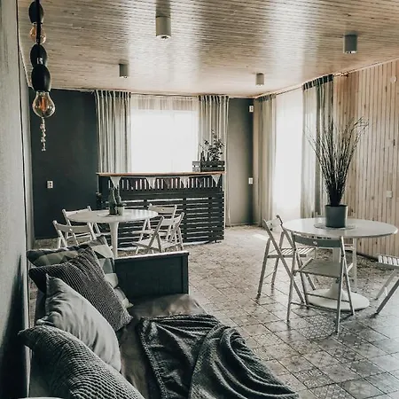 Panzió Viesu Maja Kalnaruski Ape